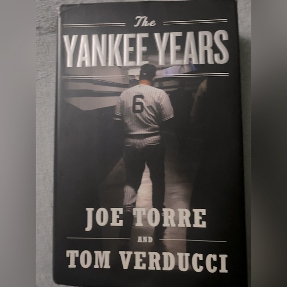 Yankees Book - Picture 1 of 1